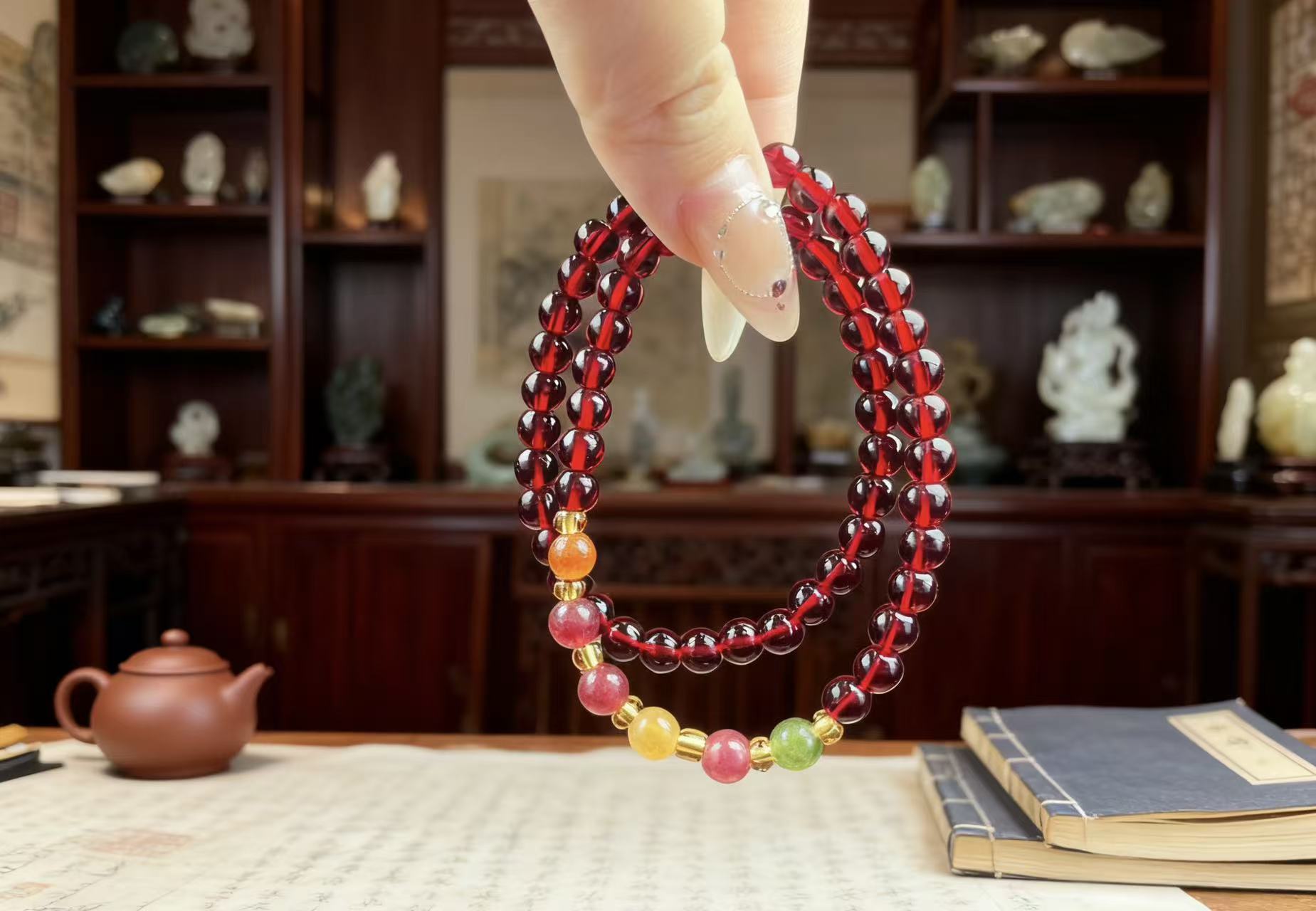 0.6双圈石榴石手串（无礼盒）577