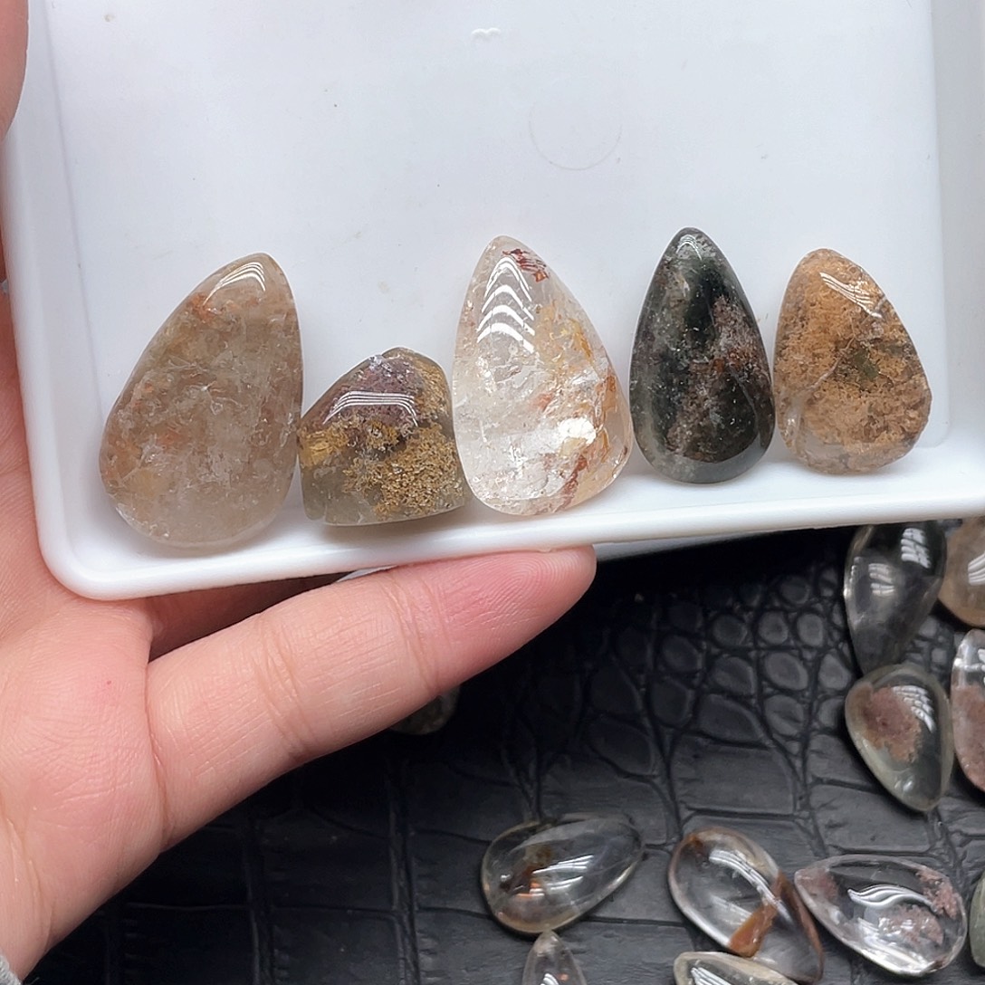 张***小水晶珠宝半成品未镶嵌69