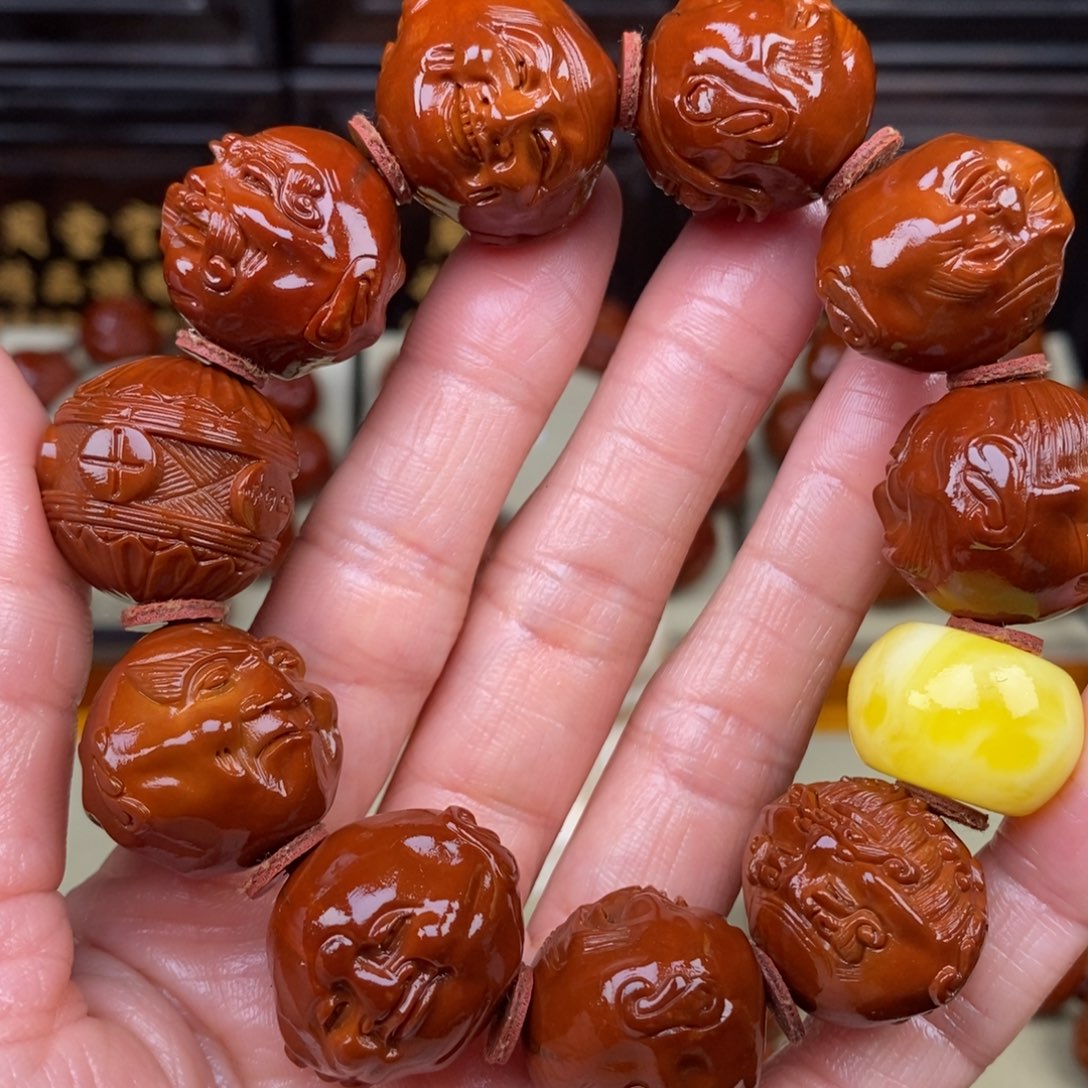 浪***生橄榄核吊坠十八罗汉