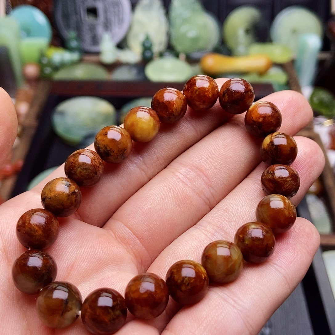 蛇纹石玉挂件未镶嵌