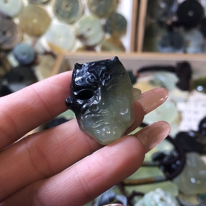 岫玉岫玉挂件未镶嵌