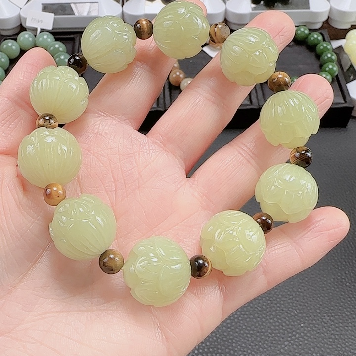 和田玉手串未镶嵌小*