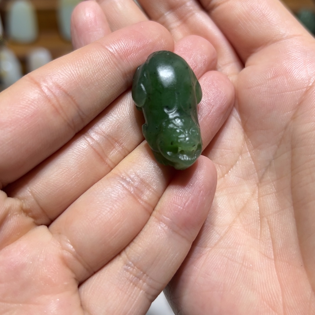 和田玉未镶嵌颈饰19