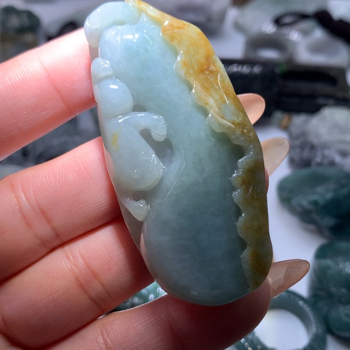 翡翠未镶嵌颈饰保真天然A货翡翠