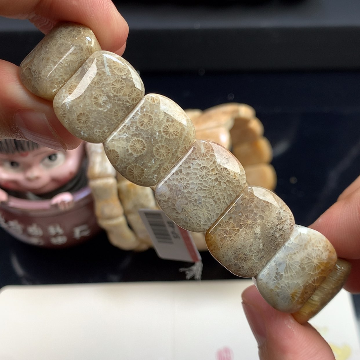 【闪购商品】颈饰未镶嵌硅化珊瑚（珊瑚玉）5号蕾丝