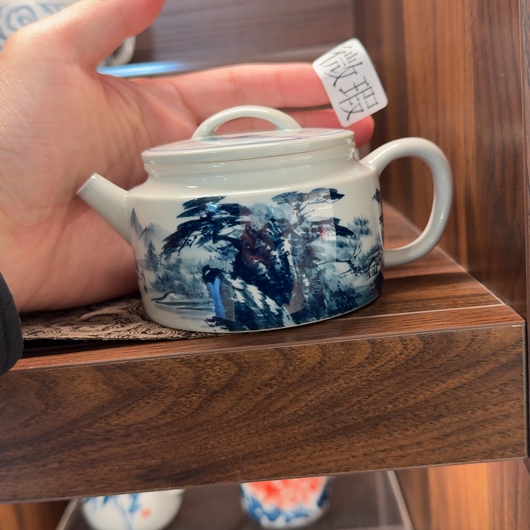 釉下手绘茶具微瑕