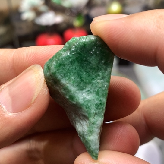 翡翠耳饰未镶嵌天然翡翠