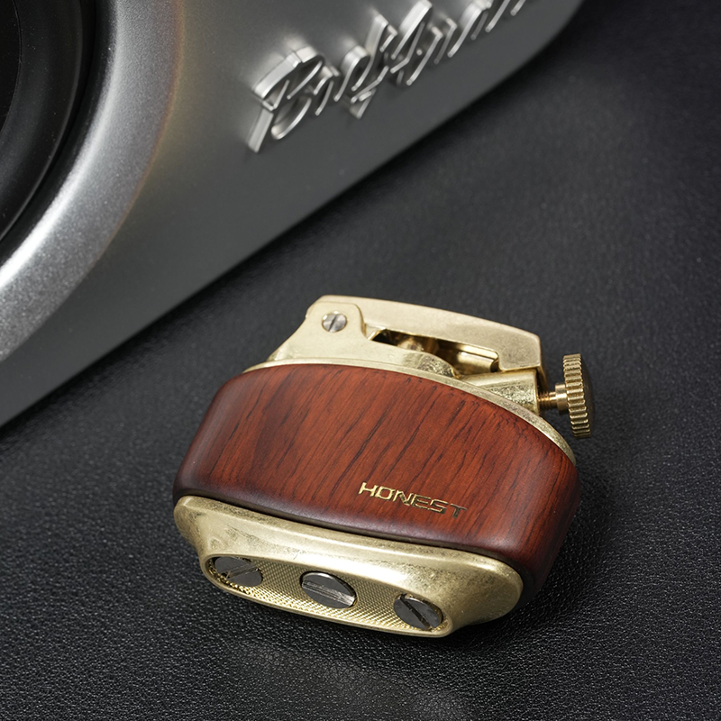 父亲节新款百诚品牌桃木紫檀煤油磕头打火机高档