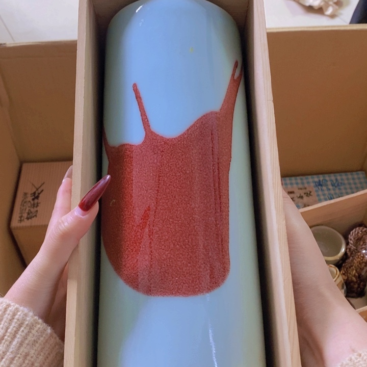 精美家用花瓶一客