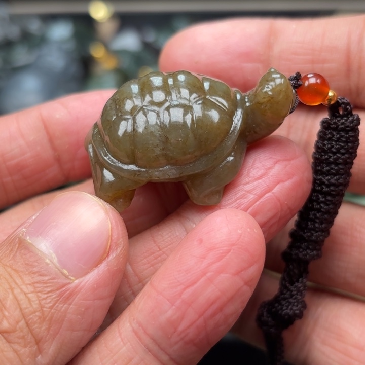 和田玉吊坠未镶嵌