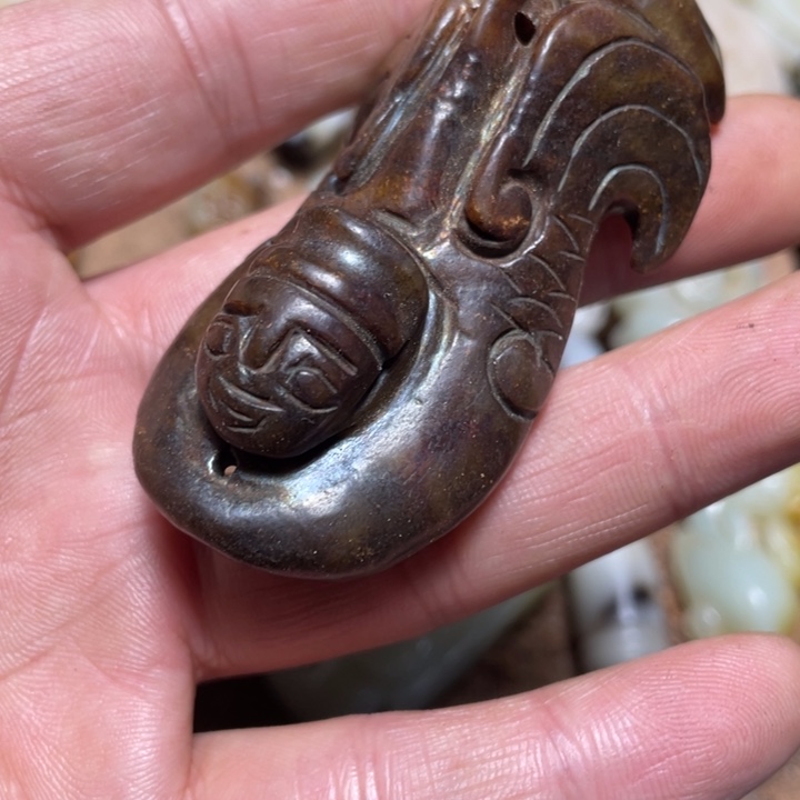 和田玉（糖玉）未镶嵌颈饰