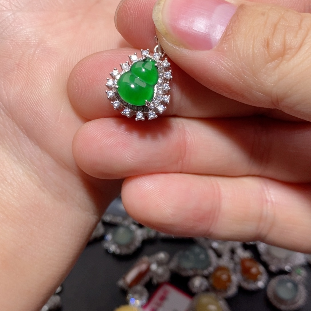 翡翠颈饰银S925镶嵌binj