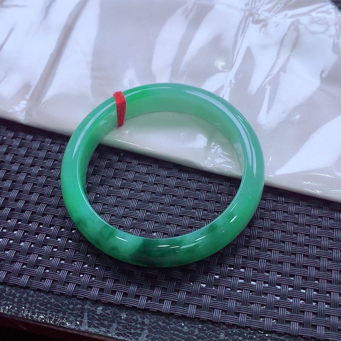 未镶嵌手镯翡翠翡翠