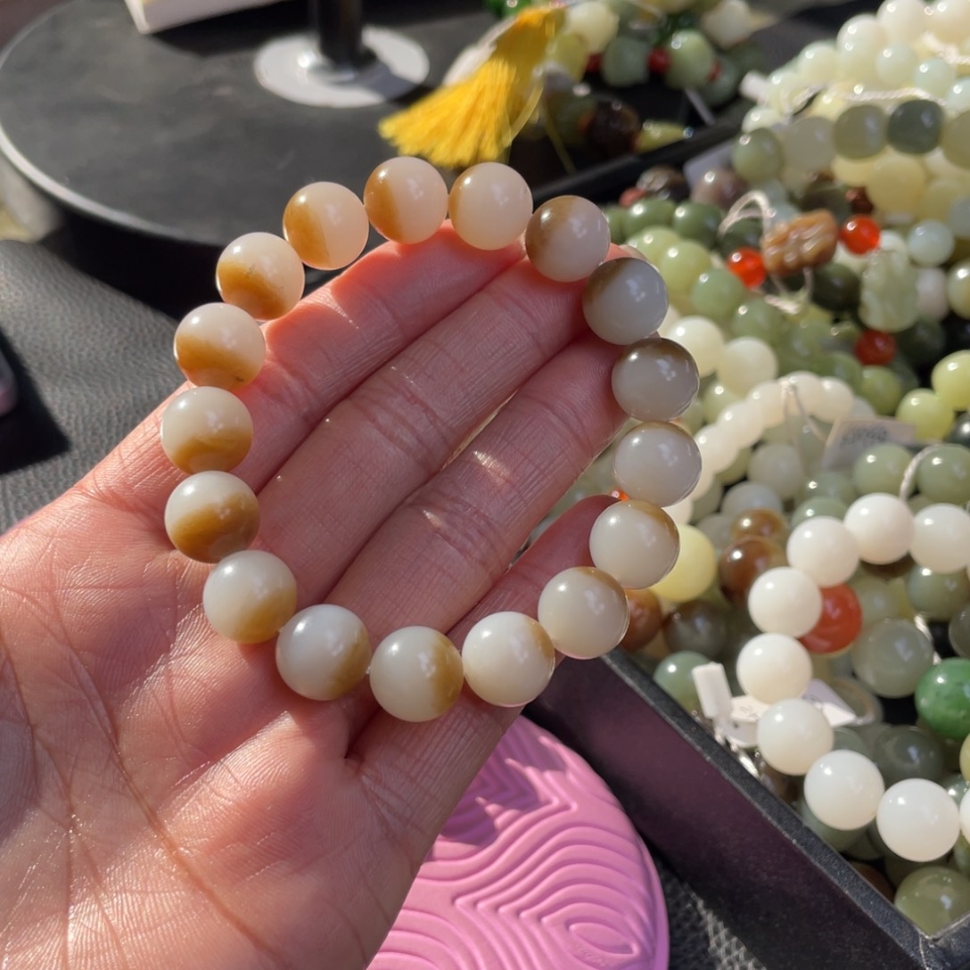 和田玉未镶嵌手链