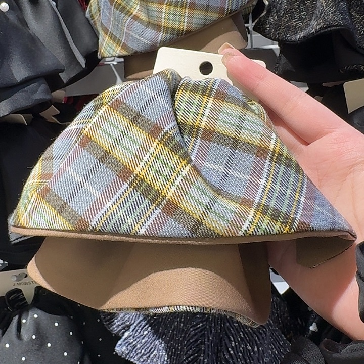 布艺铁合金默认微瑕特价不退换