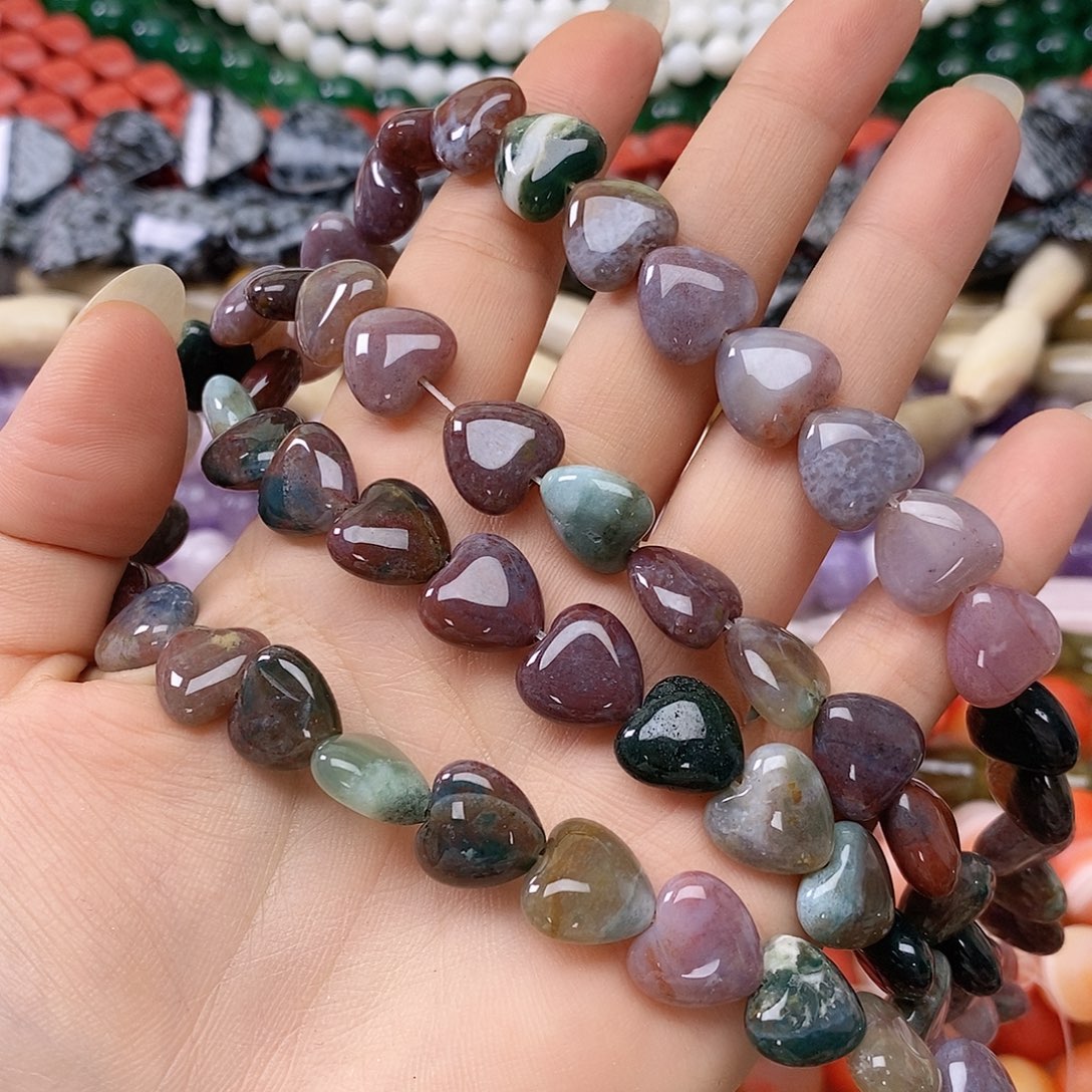 玛瑙/玉髓未镶嵌珠宝半成品印度玛瑙爱心一条