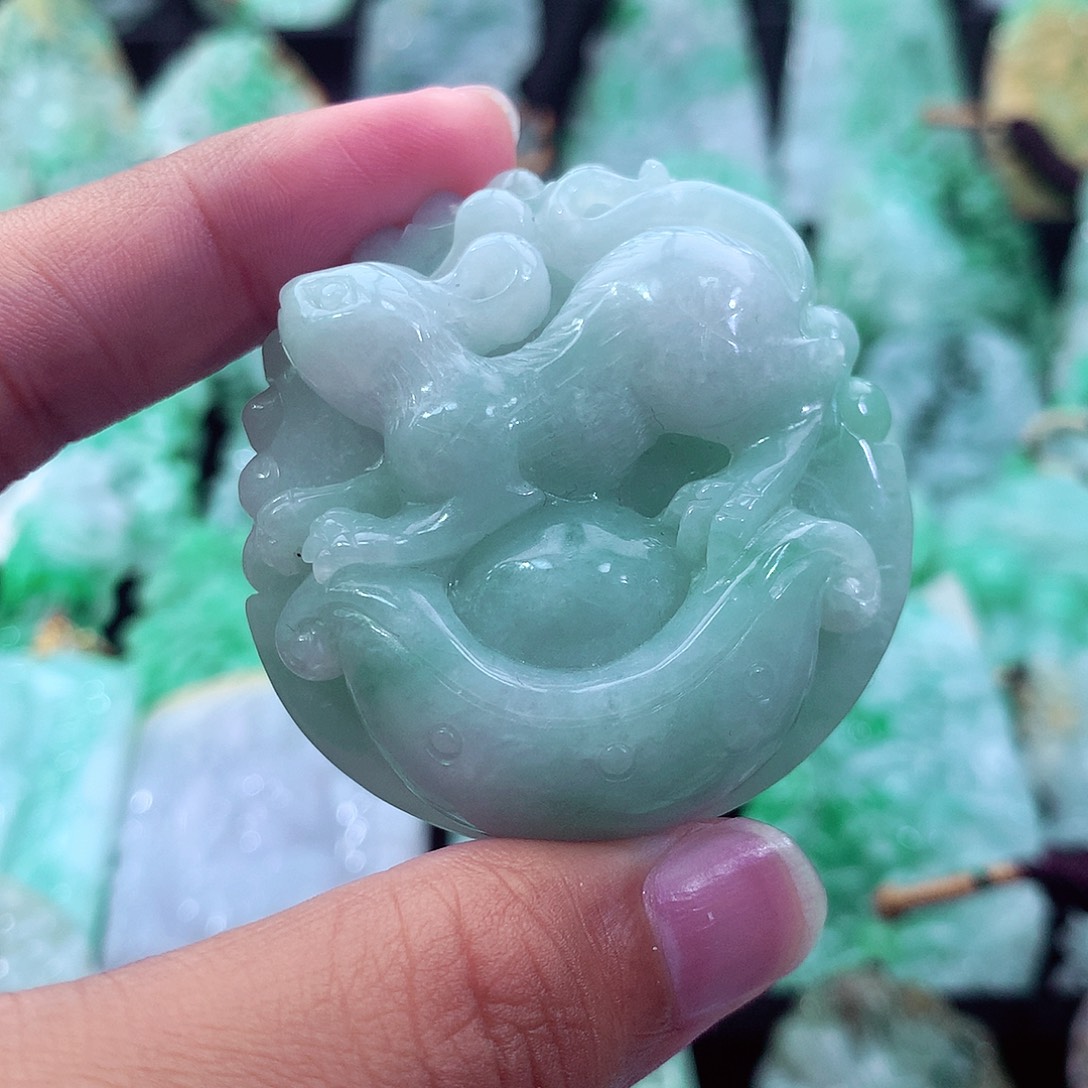 翡翠未镶嵌吊坠(不含链)