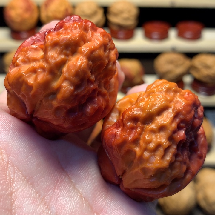 晴***@把件文玩核桃42至尊蟾王