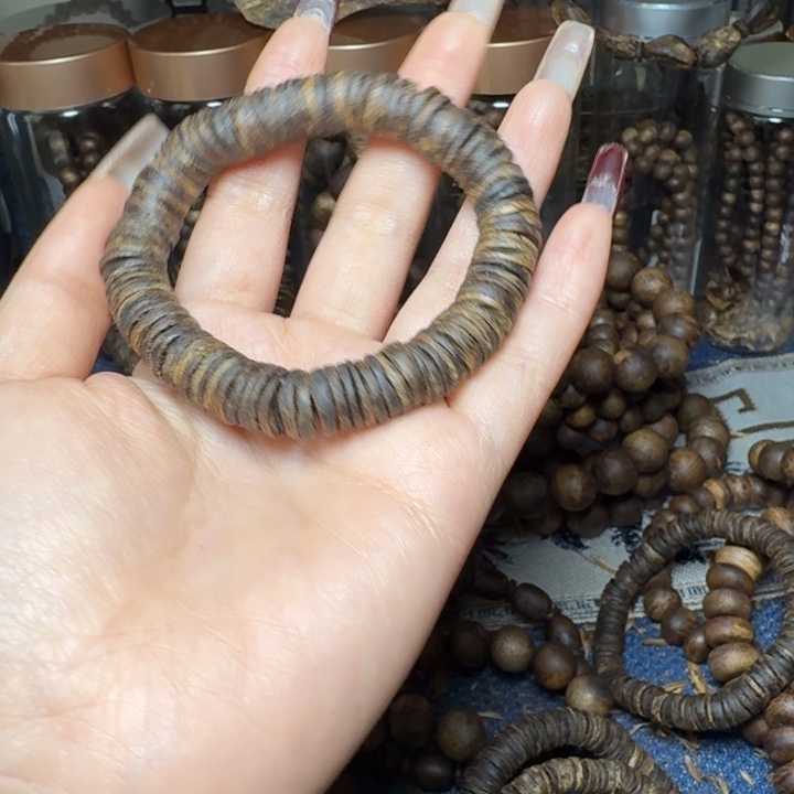 树脂制品喜*凰油叶子药片沉水