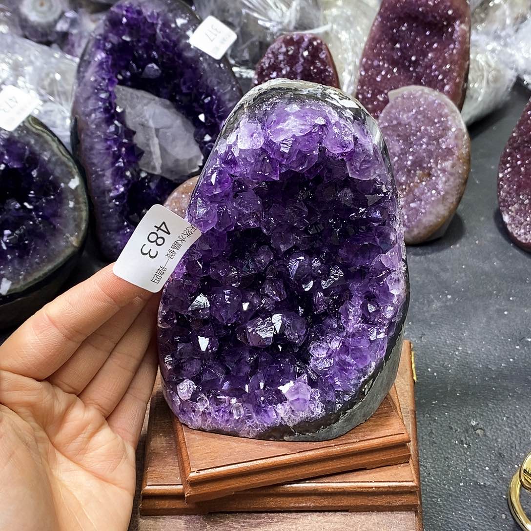 水晶大型摆件（非配饰）未镶嵌