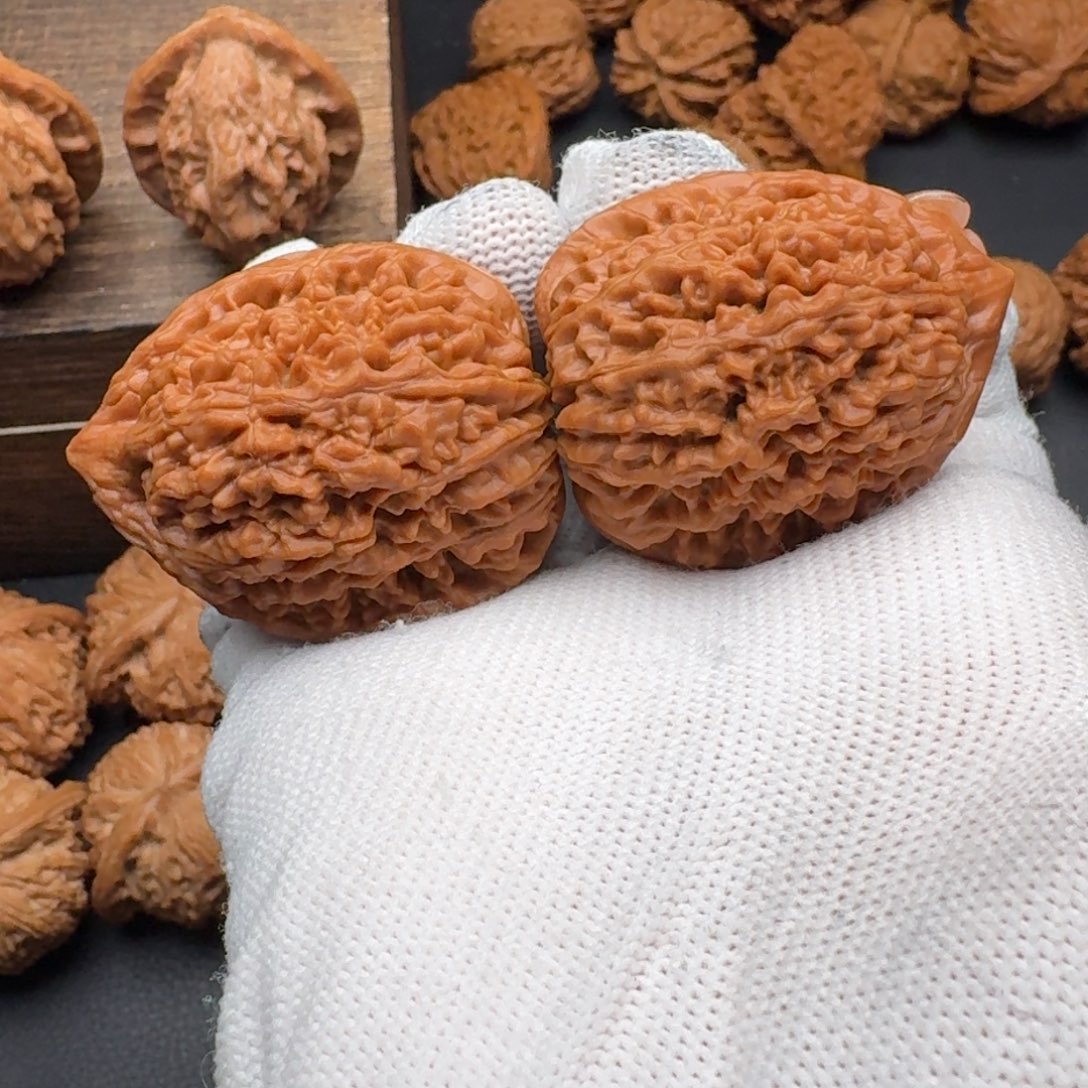 文玩核桃吊坠36大蒜