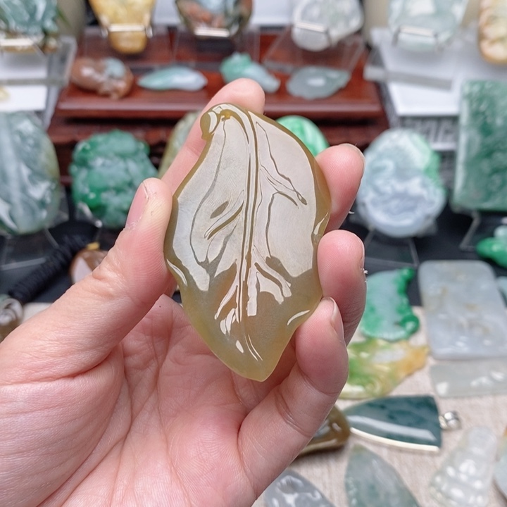 翡翠未镶嵌颈饰缅甸翡翠Ａ货挂件