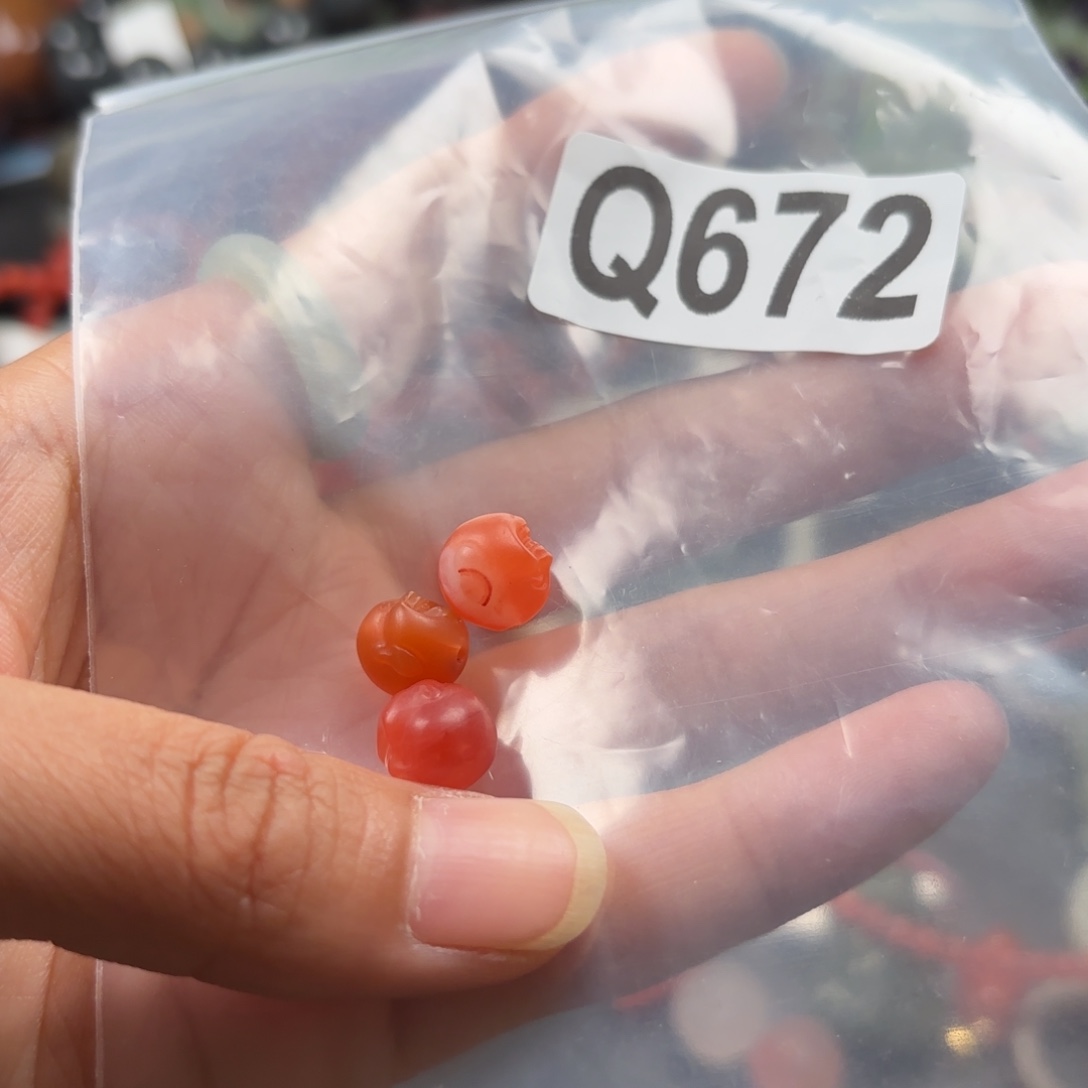 南红玛瑙未镶嵌珠宝奇石