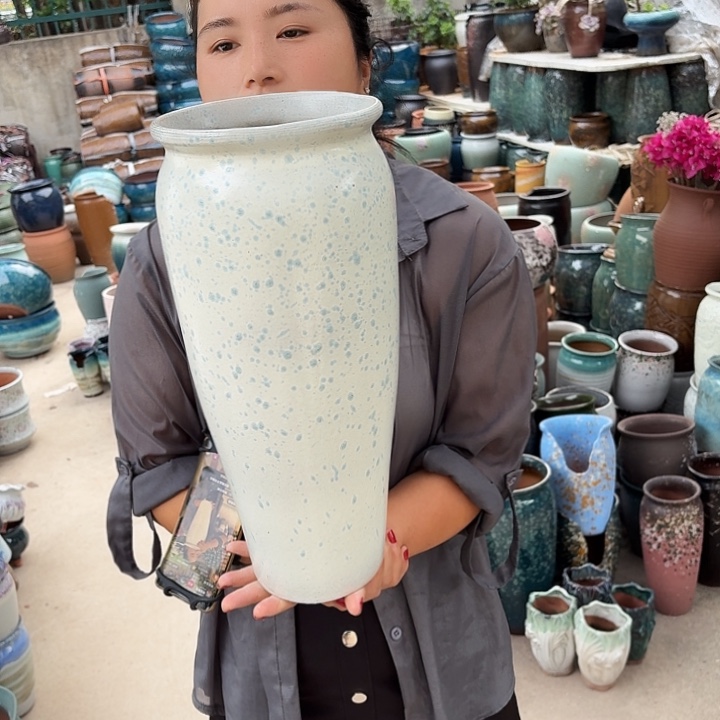 口17高40一个盆子。 