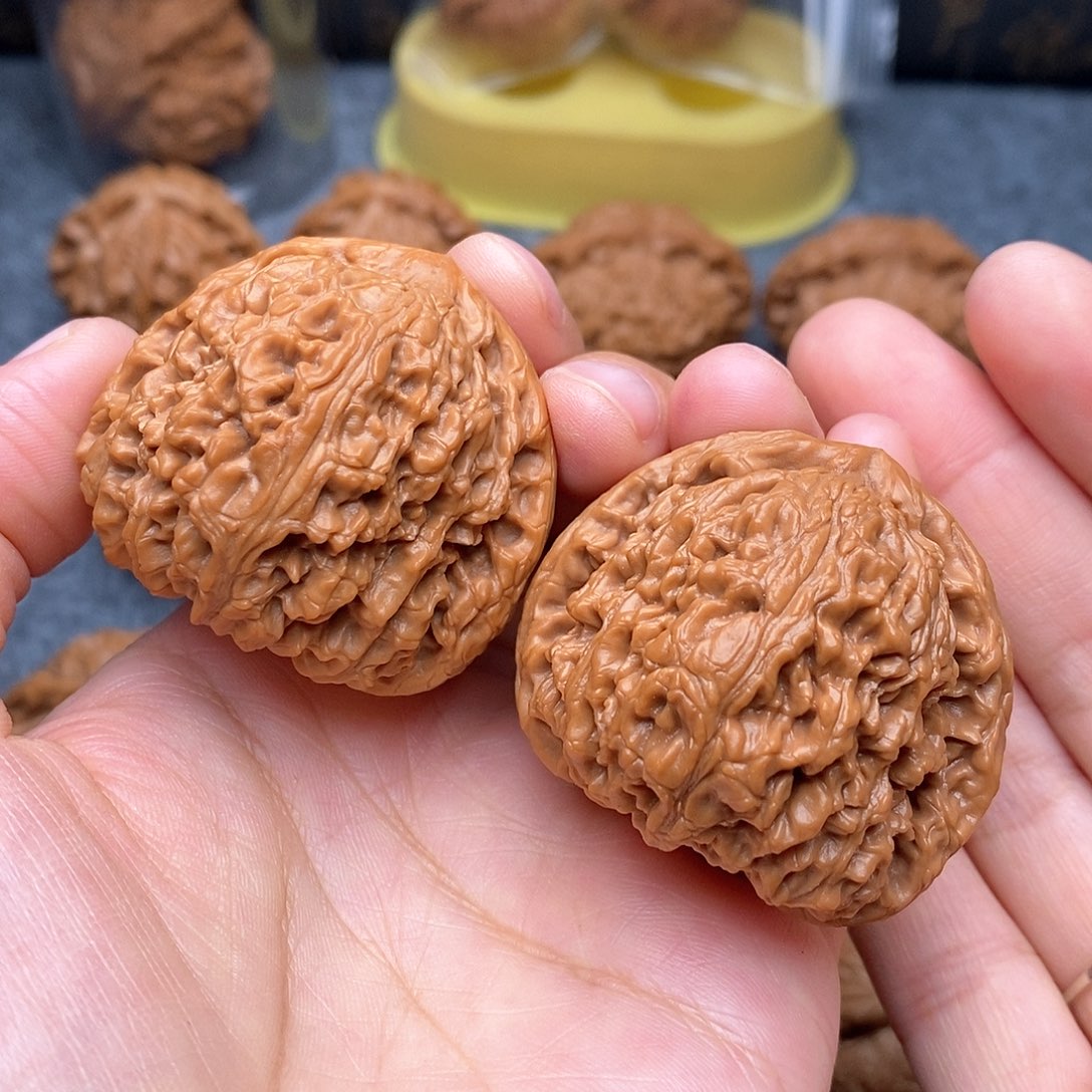 文玩核桃把件南疆44尺