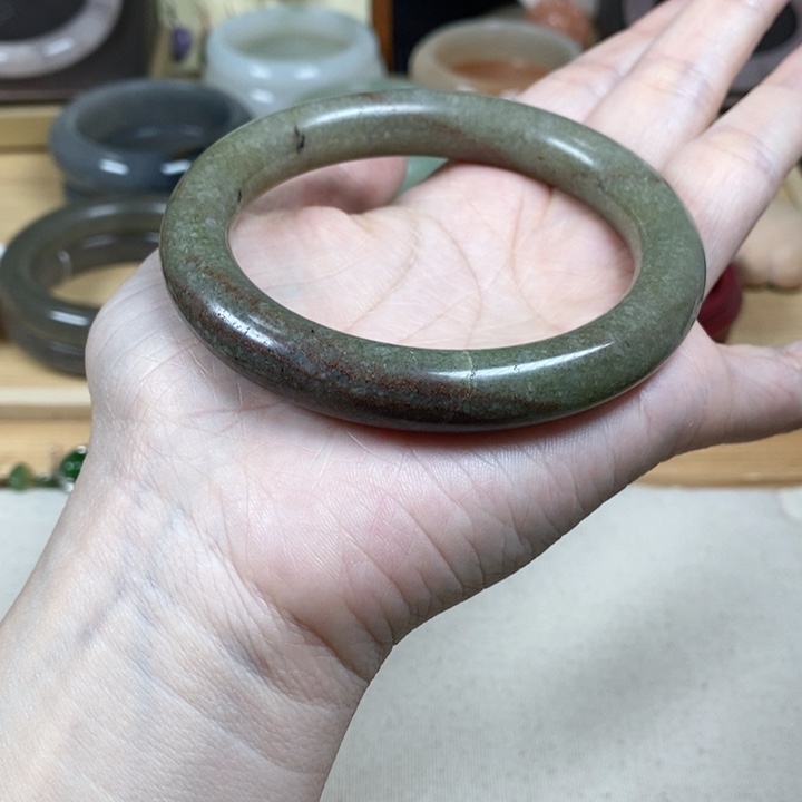 石英质玉手镯未镶嵌62+微瑕