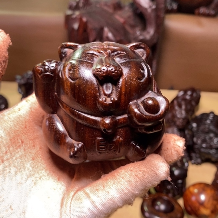 【闪购商品】檀香紫檀（小叶紫檀）向**木