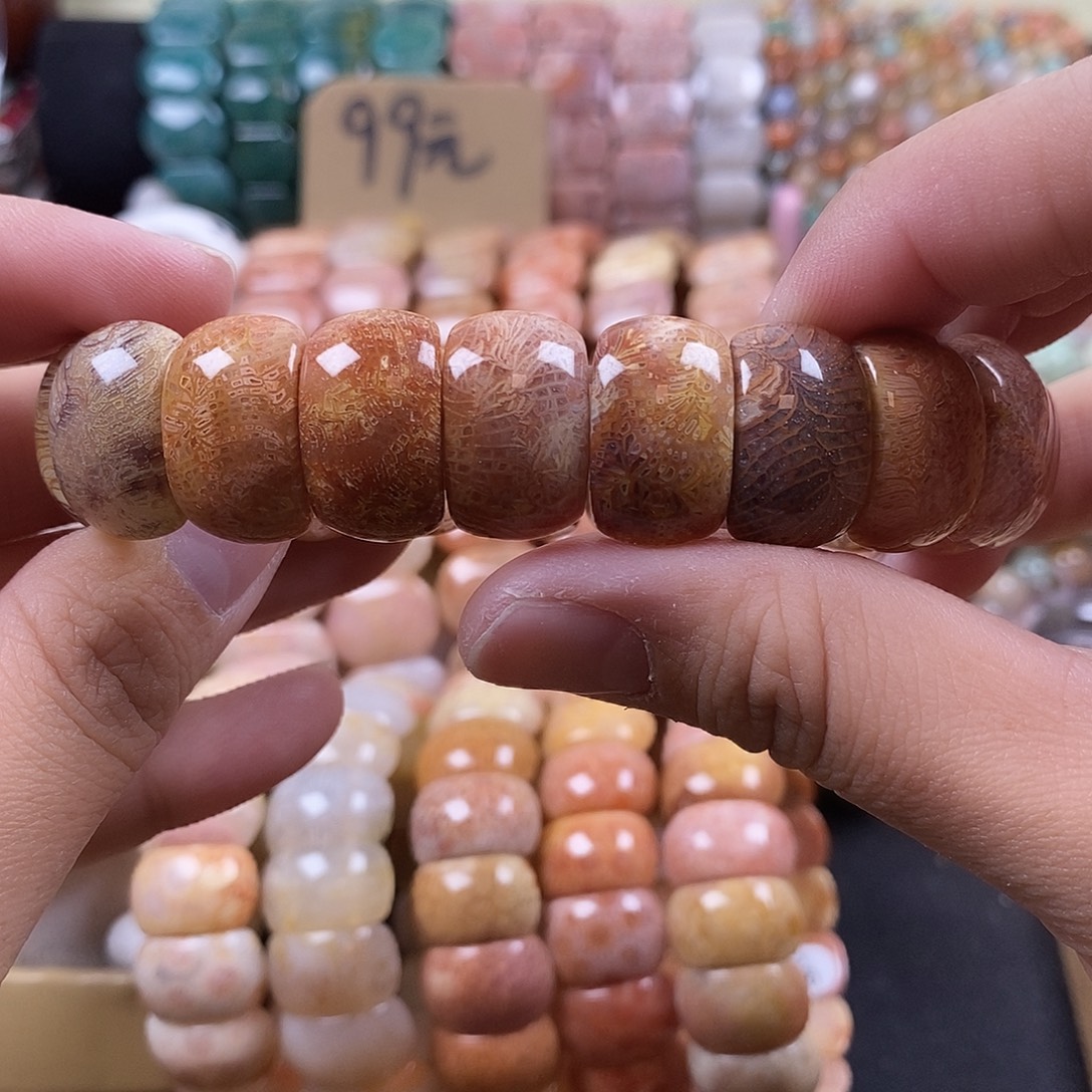 硅化珊瑚（珊瑚玉）未镶嵌手牌  上新 漏价全凤尾 6号