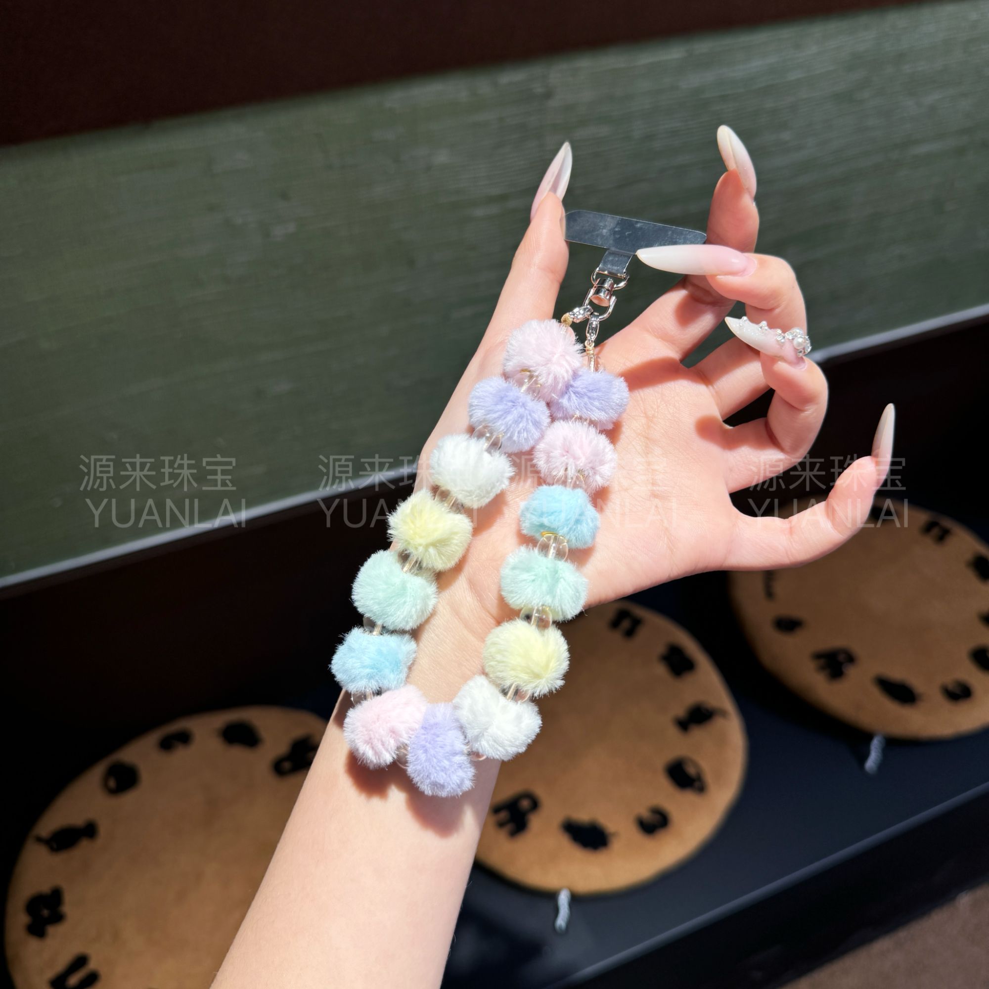 F*糖霜软球*白水晶手机挂 YL3195