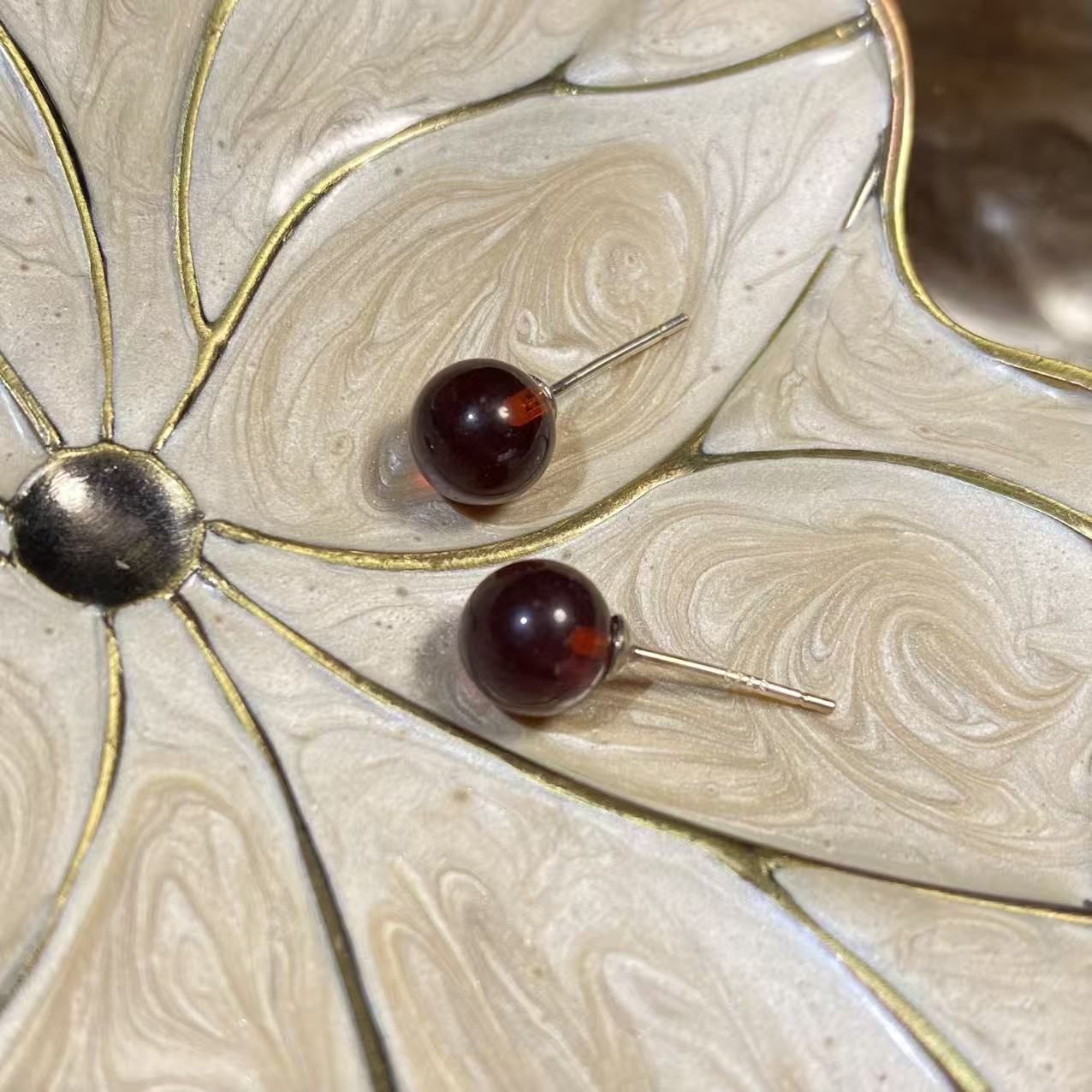 【巨伶石】银S925血珀单珠耳饰