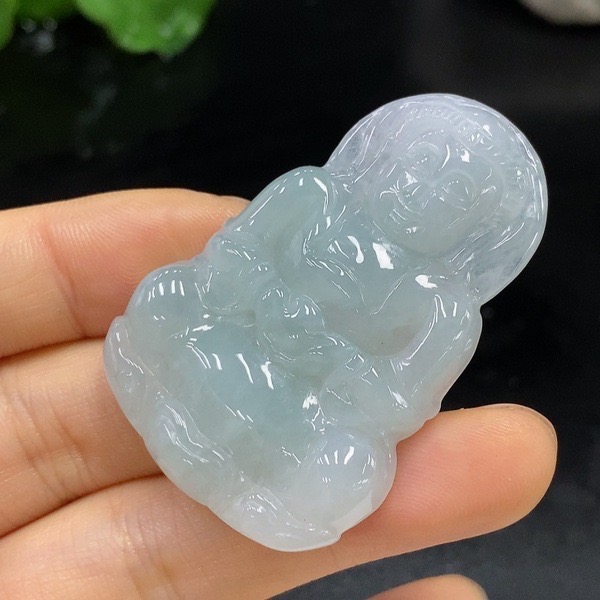 D32-天然A货翡翠-观音