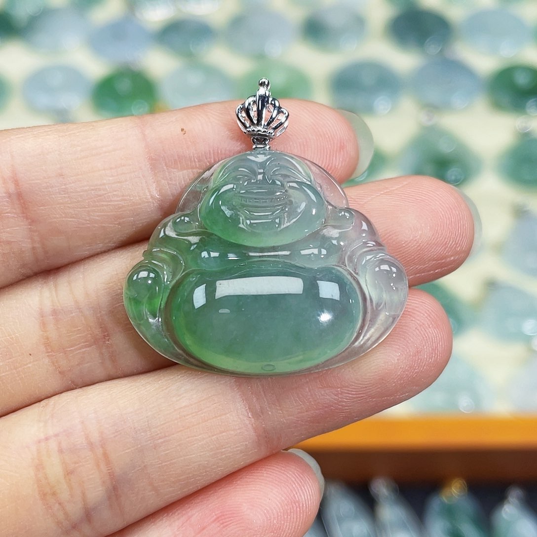 翡翠颈饰18K金镶嵌吊坠