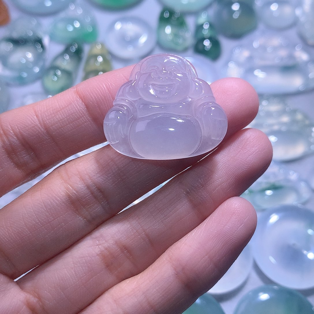 【闪购商品】翡翠颈饰未镶嵌佛