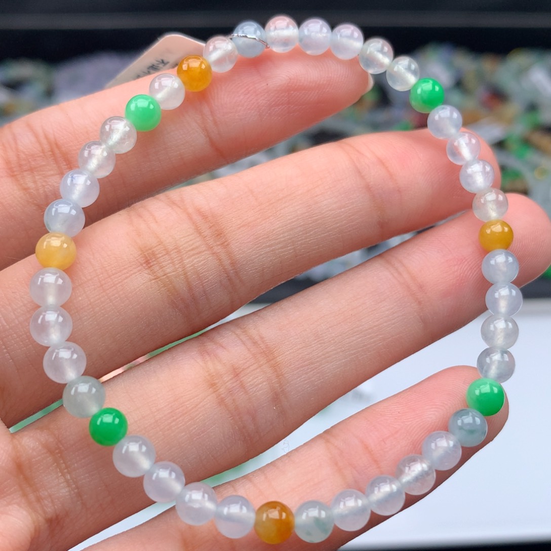 翡翠手链未镶嵌卡