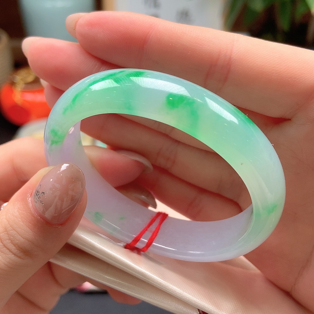 翡翠未镶嵌手镯冰润金丝绿贵妃34号