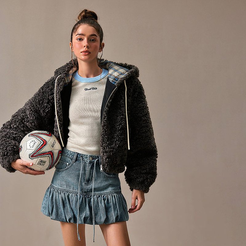 【41】CHUU抽绳连帽设计仿皮毛一体学院风穿搭保暖个性外套FHJJ002C