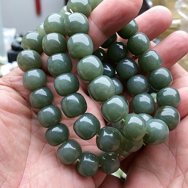 【闪购商品】未镶嵌手链和田玉14天空蓝拍一发一