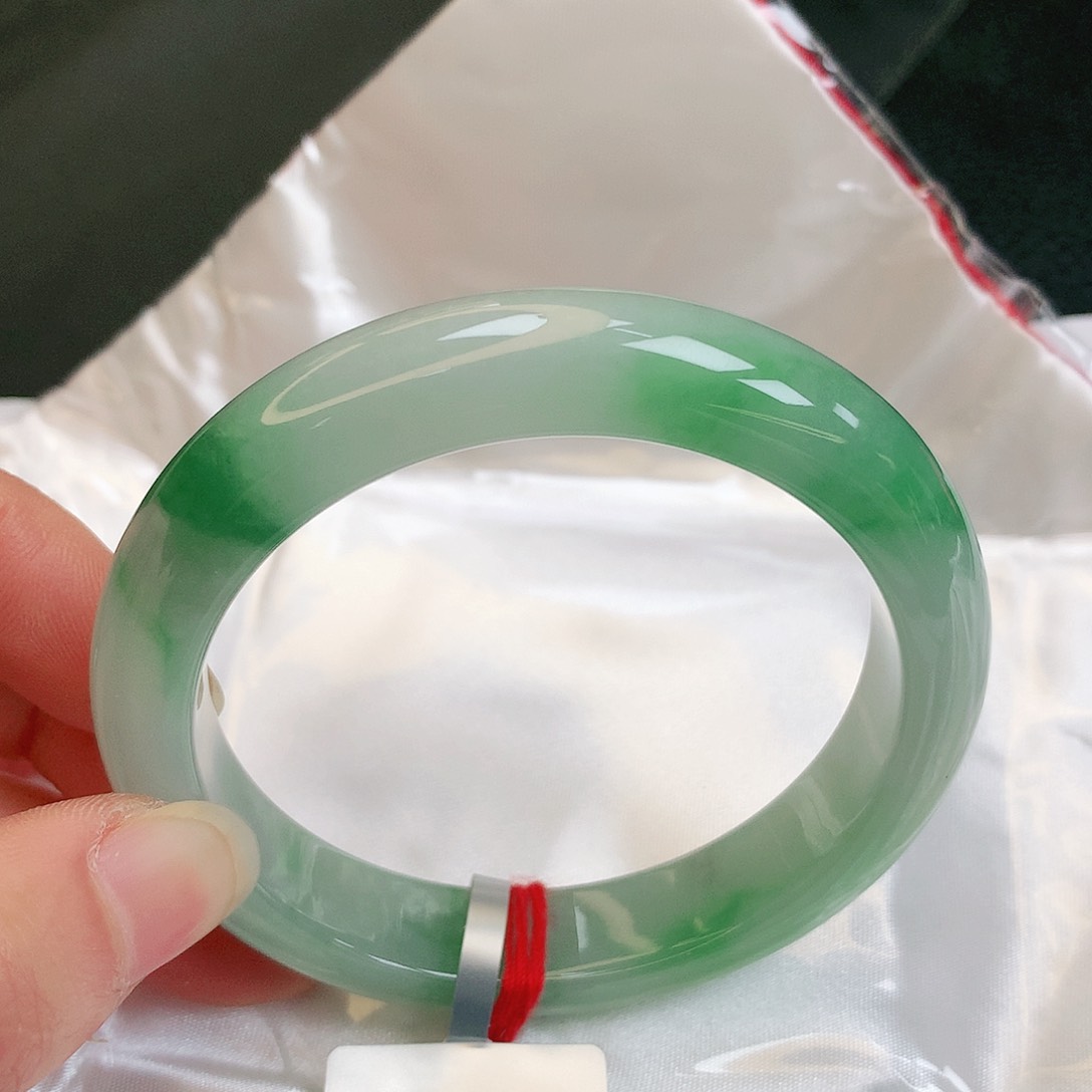 【闪购商品】翡翠手镯未镶嵌缅甸天然a货翡翠