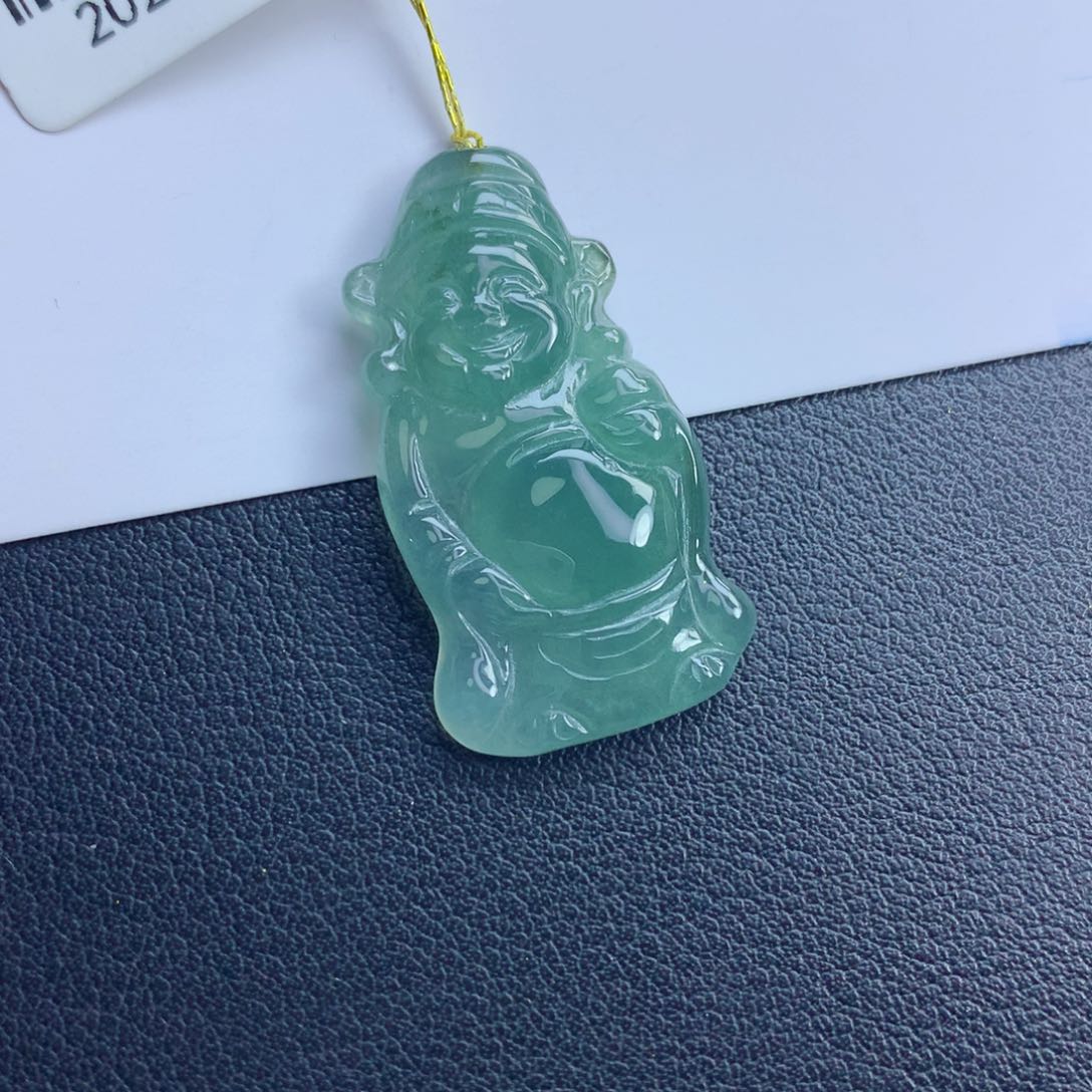 翡翠颈饰未镶嵌财爷