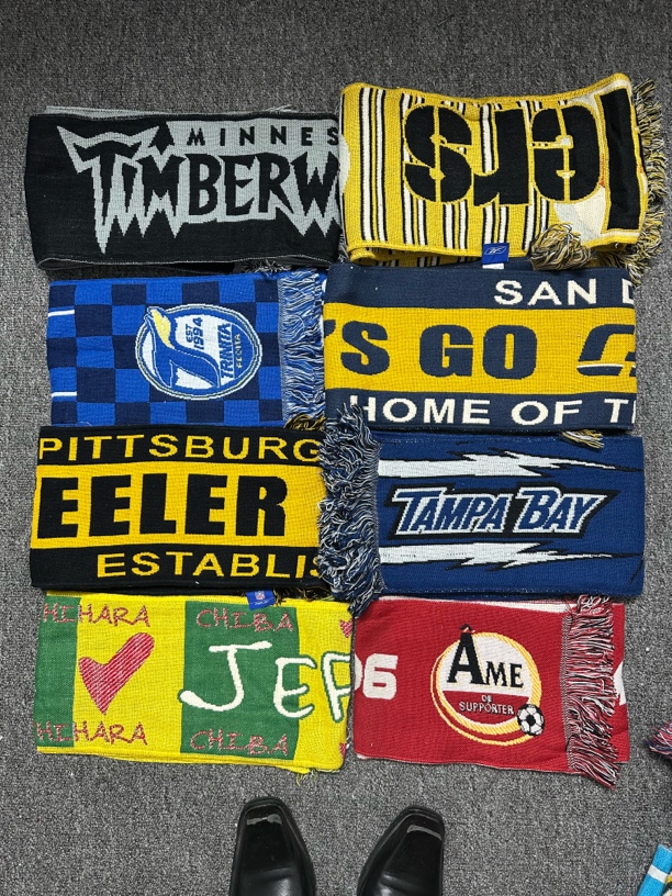 复古潮流围巾盲盒！搭配学院撞色条纹流苏长围巾