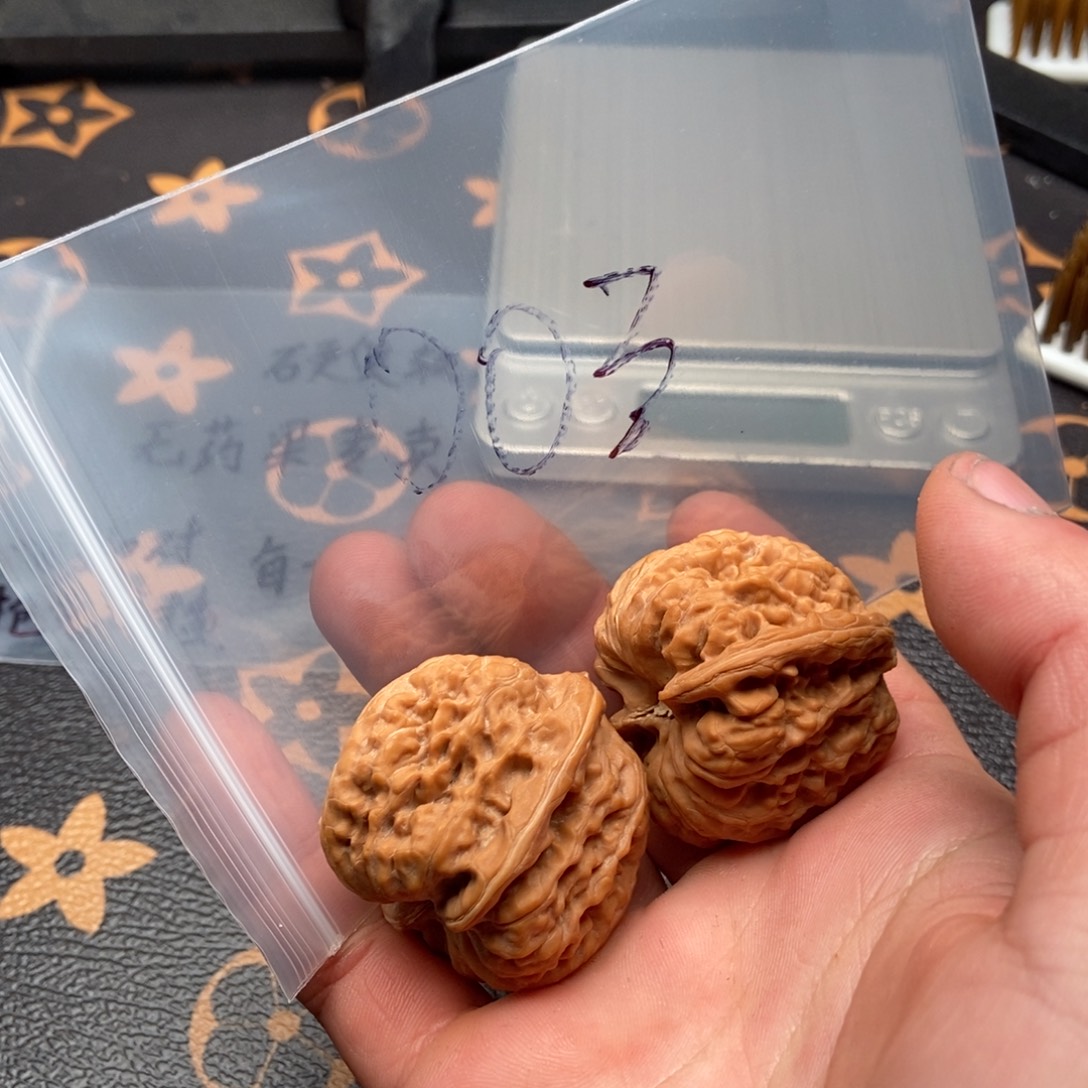 文玩核桃吊坠平谷