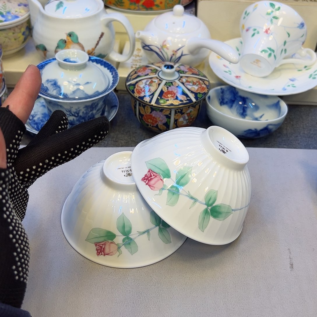 瓷器ci q ci q ci q e瓷