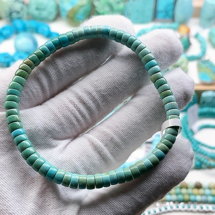 绿松石配饰未镶嵌