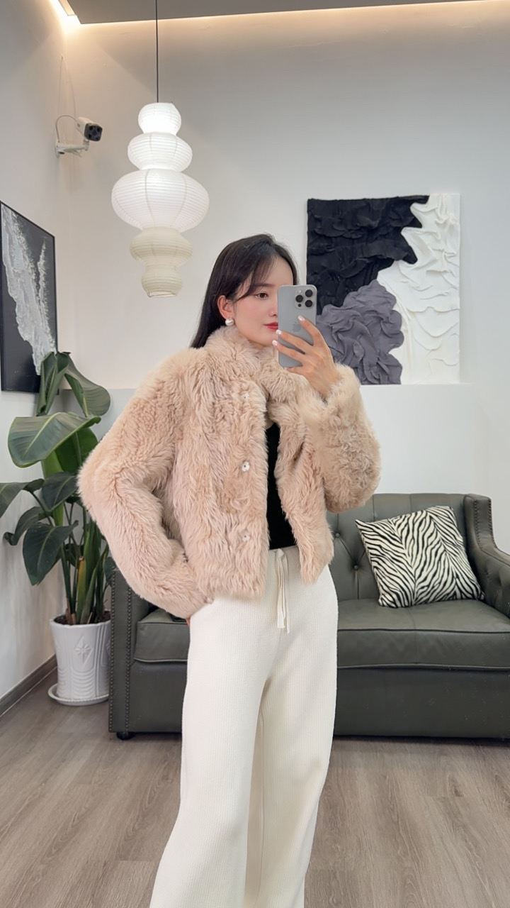 【思扬】24271 25秋冬新款芭莎皮毛一体时尚百搭短款立领皮草外套女