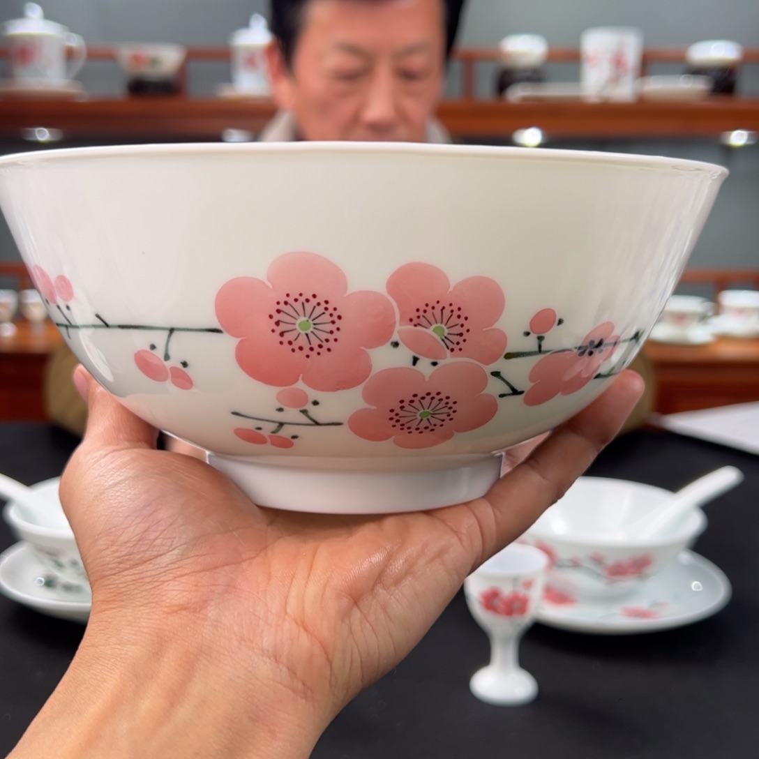 一**四翠竹红梅19厘米大碗一级品