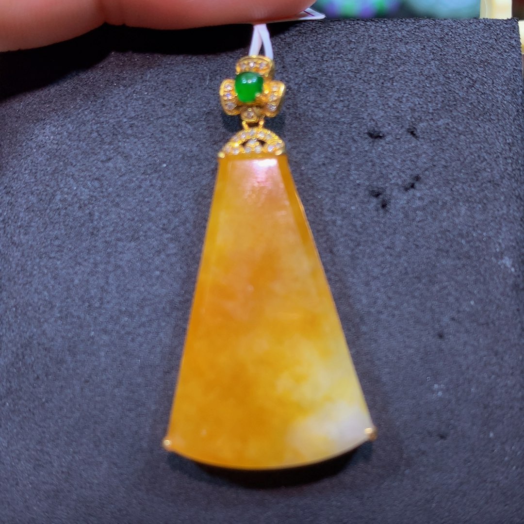 翡翠未镶嵌手链翡翠